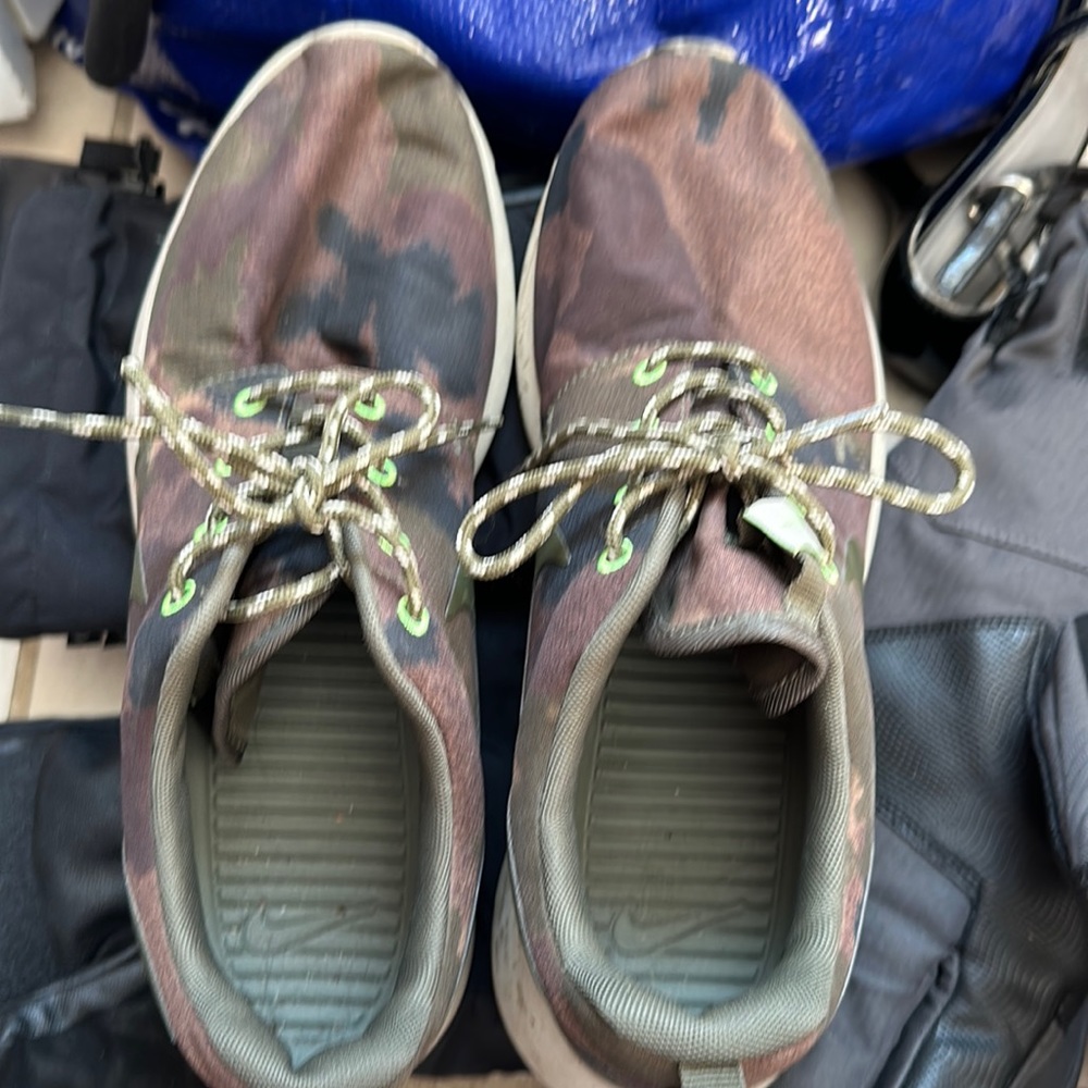 Nike size 10 camo shoes. Hard to find!